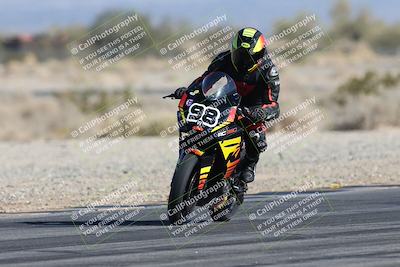 media/Dec-07-2025-CVMA (Sun) [[3e7d2de5dc]]/Race 5-Formula UL-CVMA Hooligans-American Thunder/